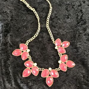 Dark Pink Mauve Necklace Teardrop Cluster Statement Gold Tone Lobster Clasp